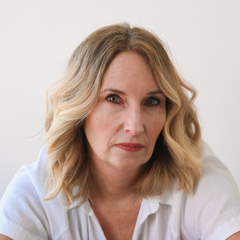 rochelle new headshot 2024 (1)